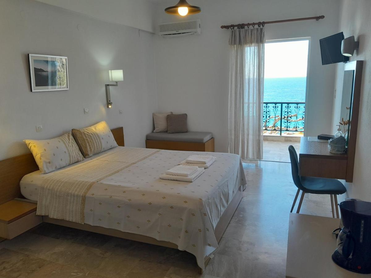 Livikon Studios & Rooms Rodakino Room photo